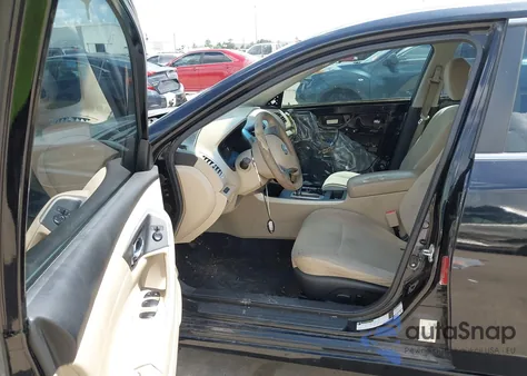 2015 Nissan Altima 2.5 S z USA, uszkodzony, nr VIN 1N4AL3AP3FC573285